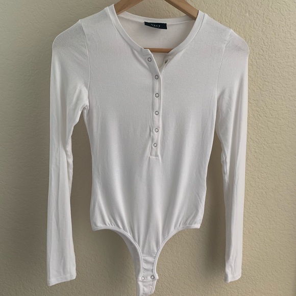 *NEW* VICI ELISE RIBBED HENLEY BODYSUIT - WHITE - Picture 4 of 7